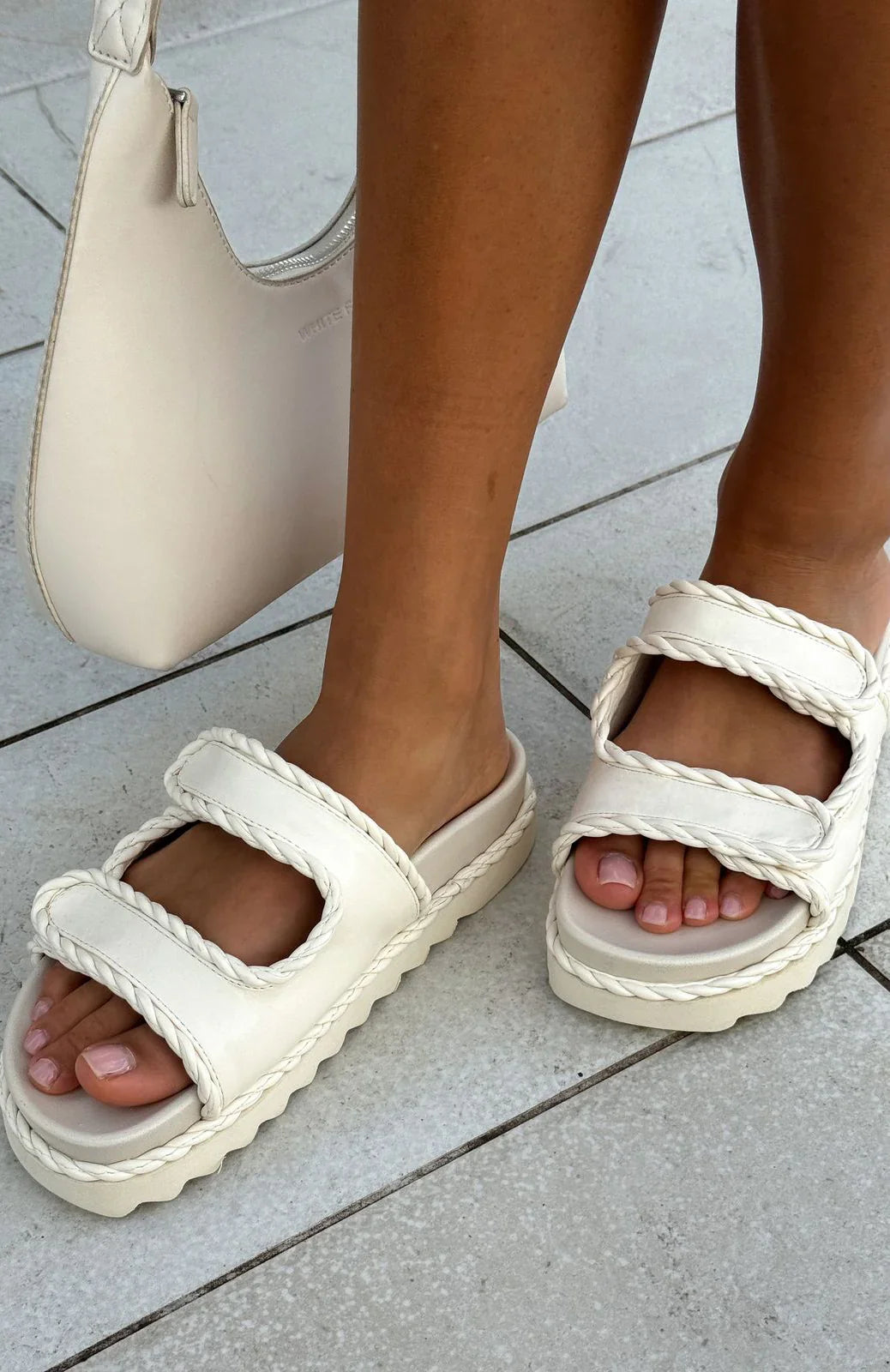Joe Sandals Bone