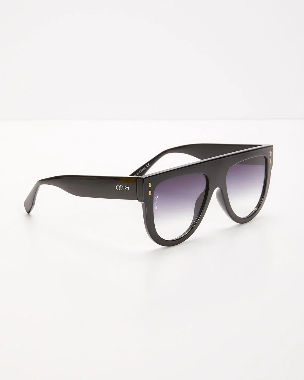 Call The Shots Round Frame Sunglasses