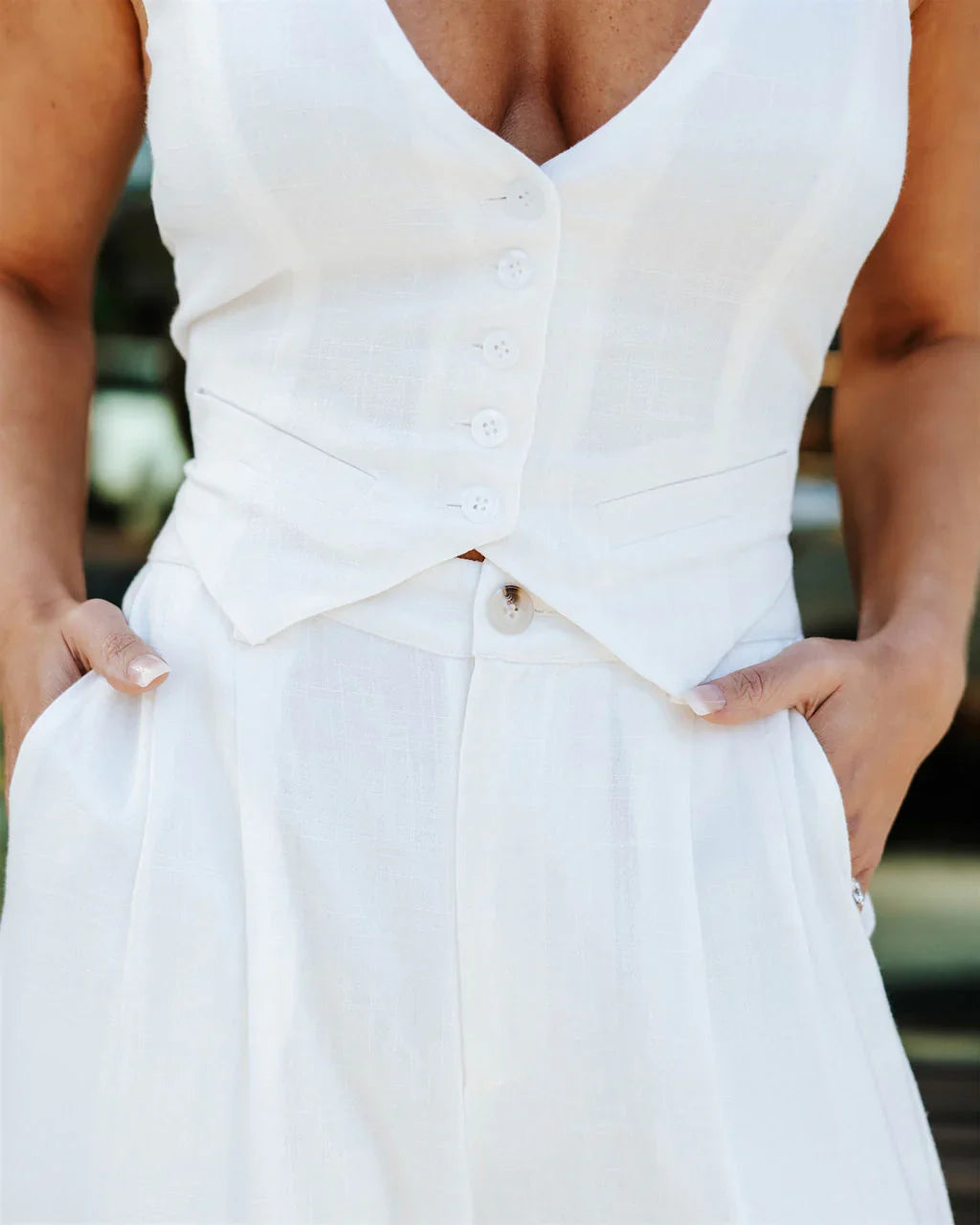 Leva Pocketed Wide Leg Pants