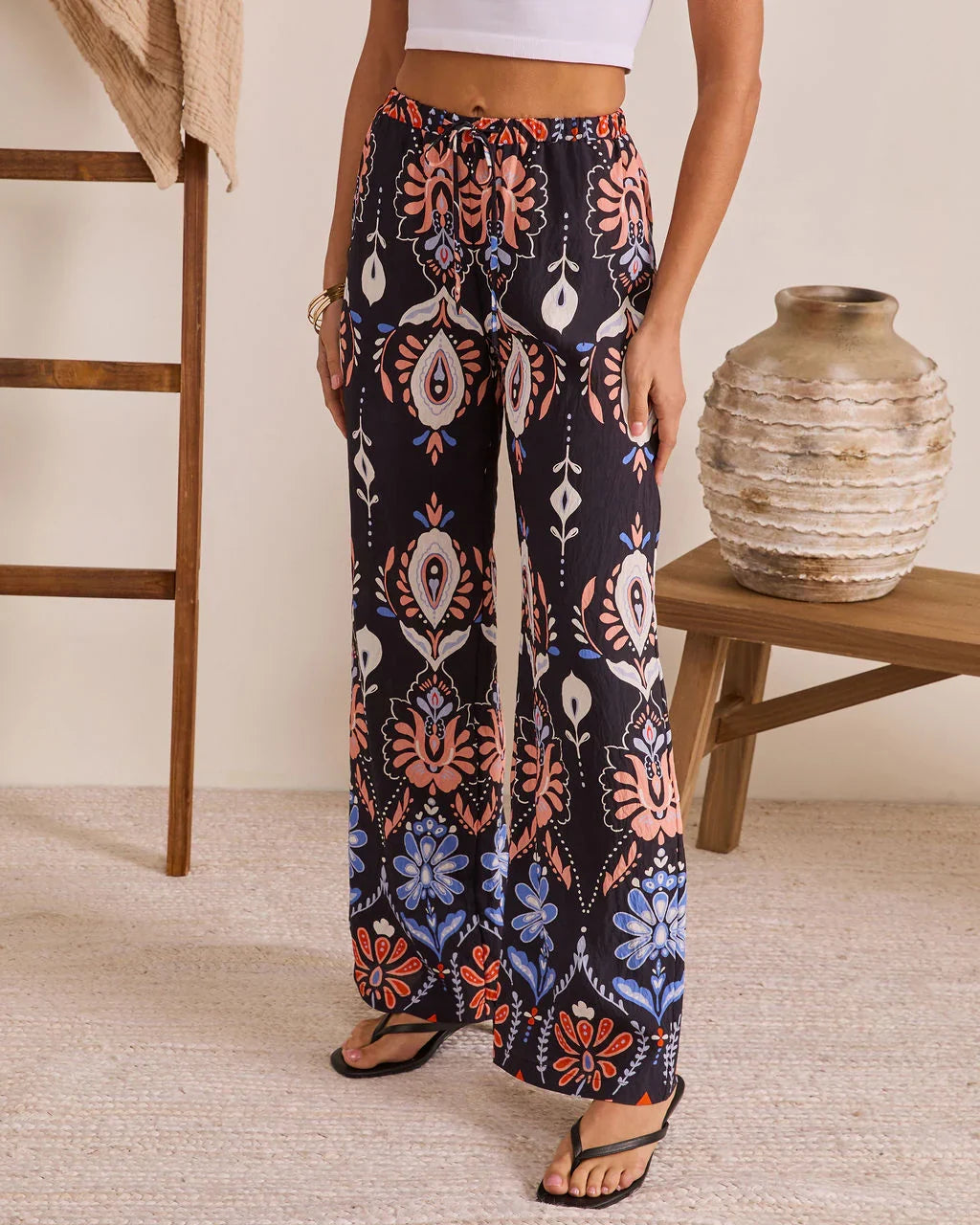Capri Daydream Abstract Print Pants