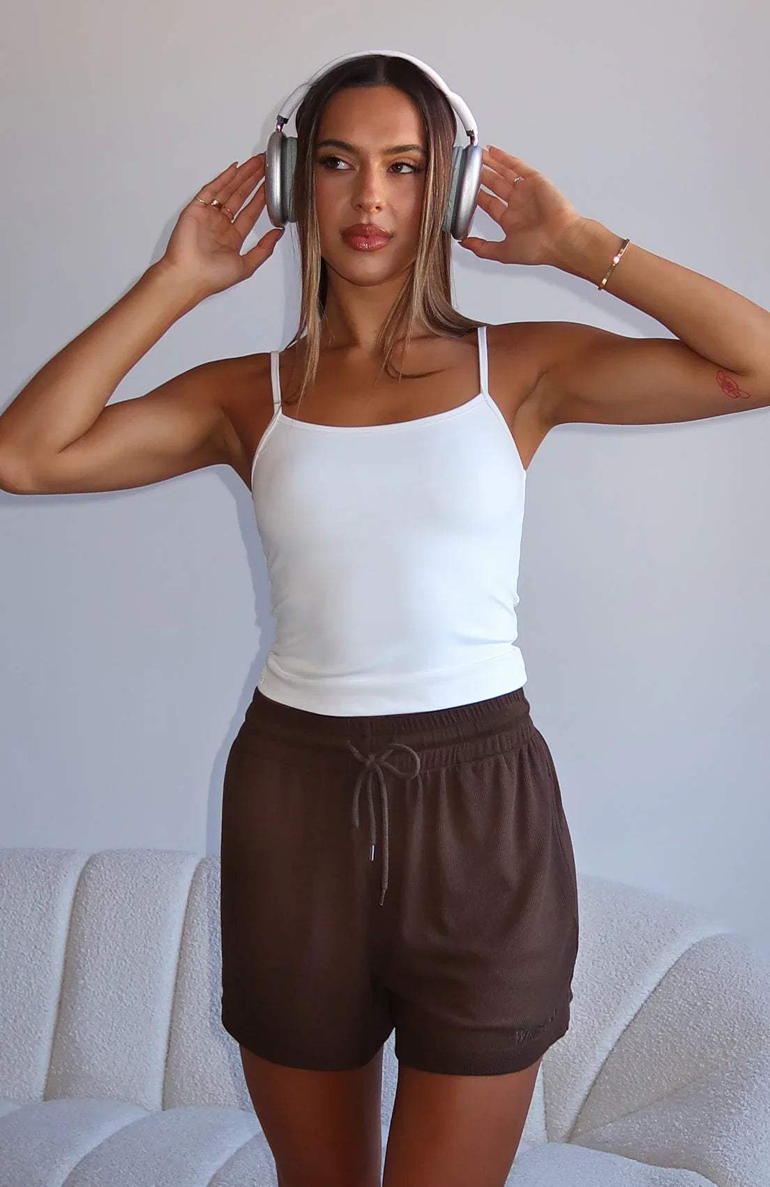 Come A Long Way Soft Lounge Ribbed Shorts Chocolate