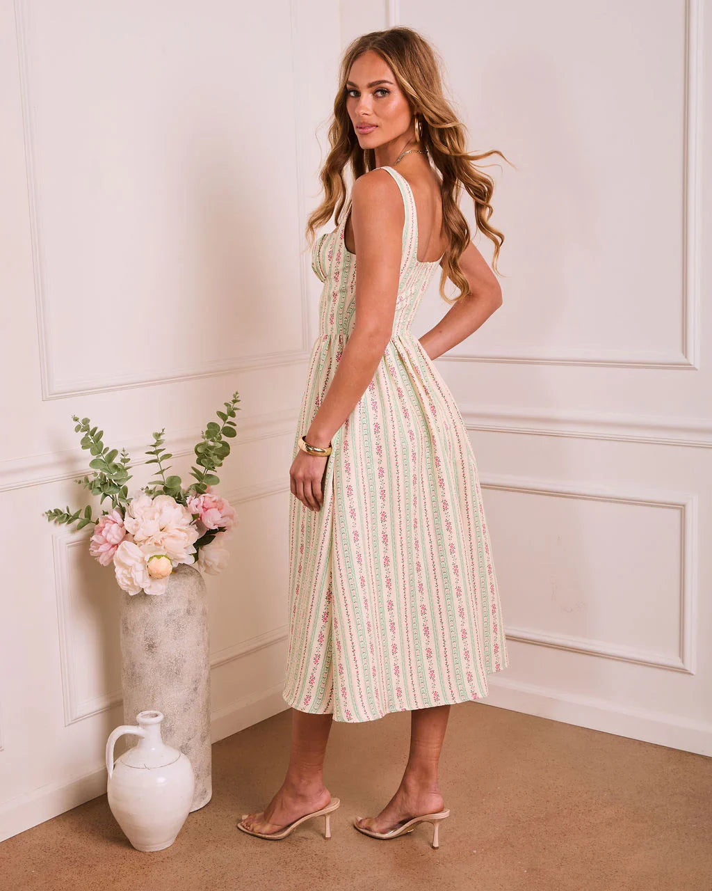 Sunlit Willow Floral Sweetheart Midi Dress